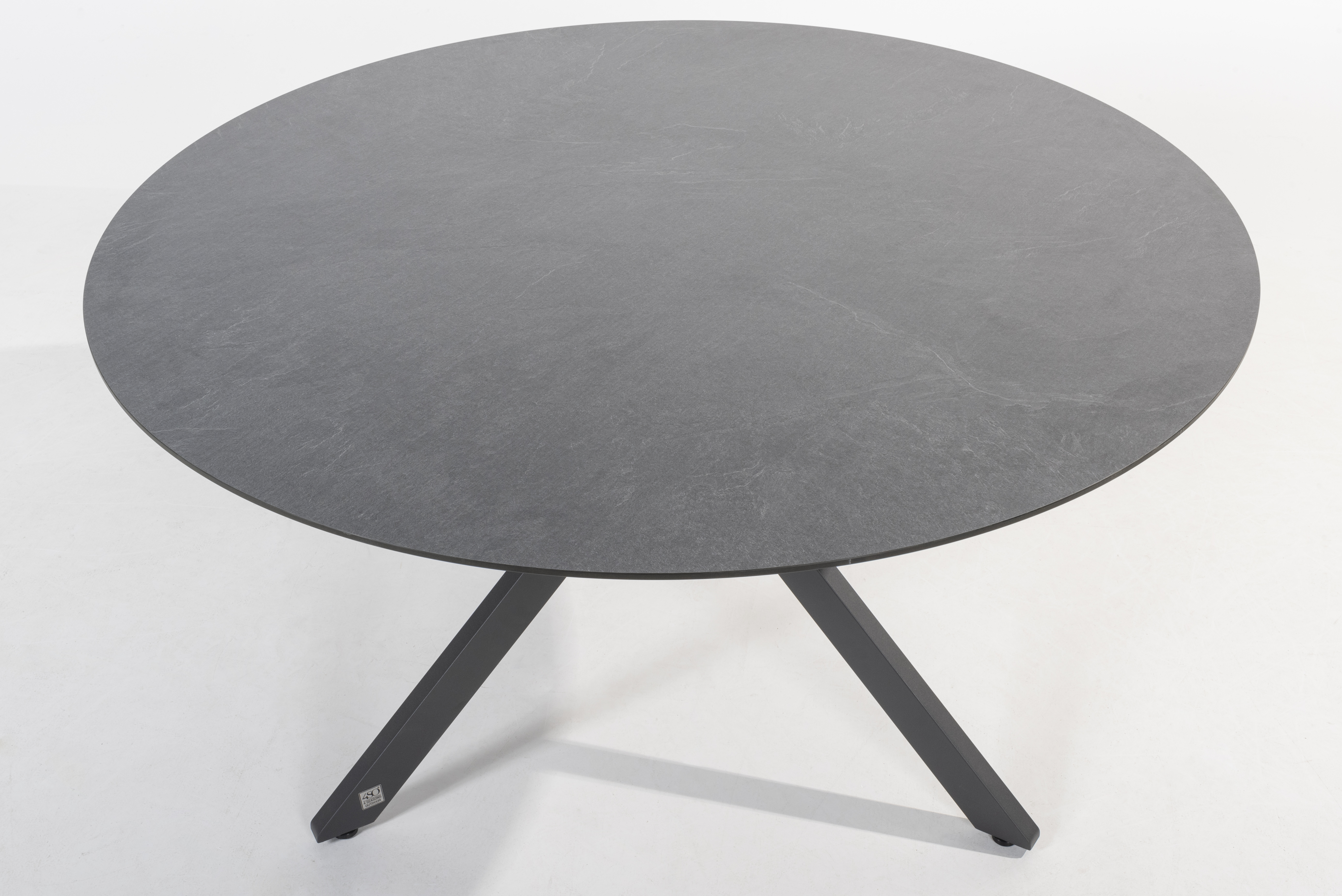 Locarno dining table 130cm HPL Slate anthracite detail _02